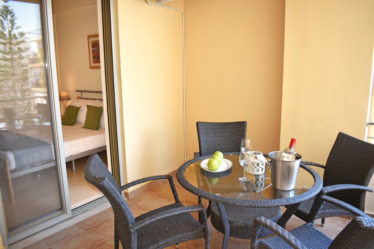 Karma Apartment - Next To Sandy Beach Chania  Eksteriør billede